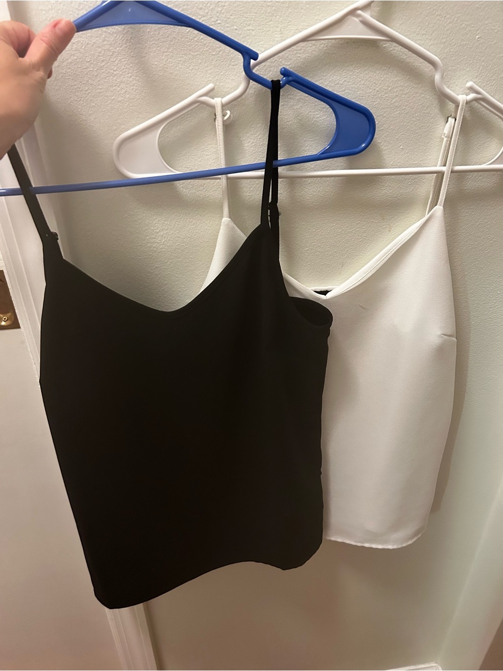 Banana Republic | Classic Spaghetti Strap Cami Tank Tops | Black and White | XS
